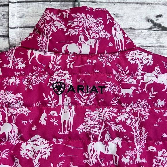 Ariat Emma Reversible Insulated Vest - Picture 7 of 11